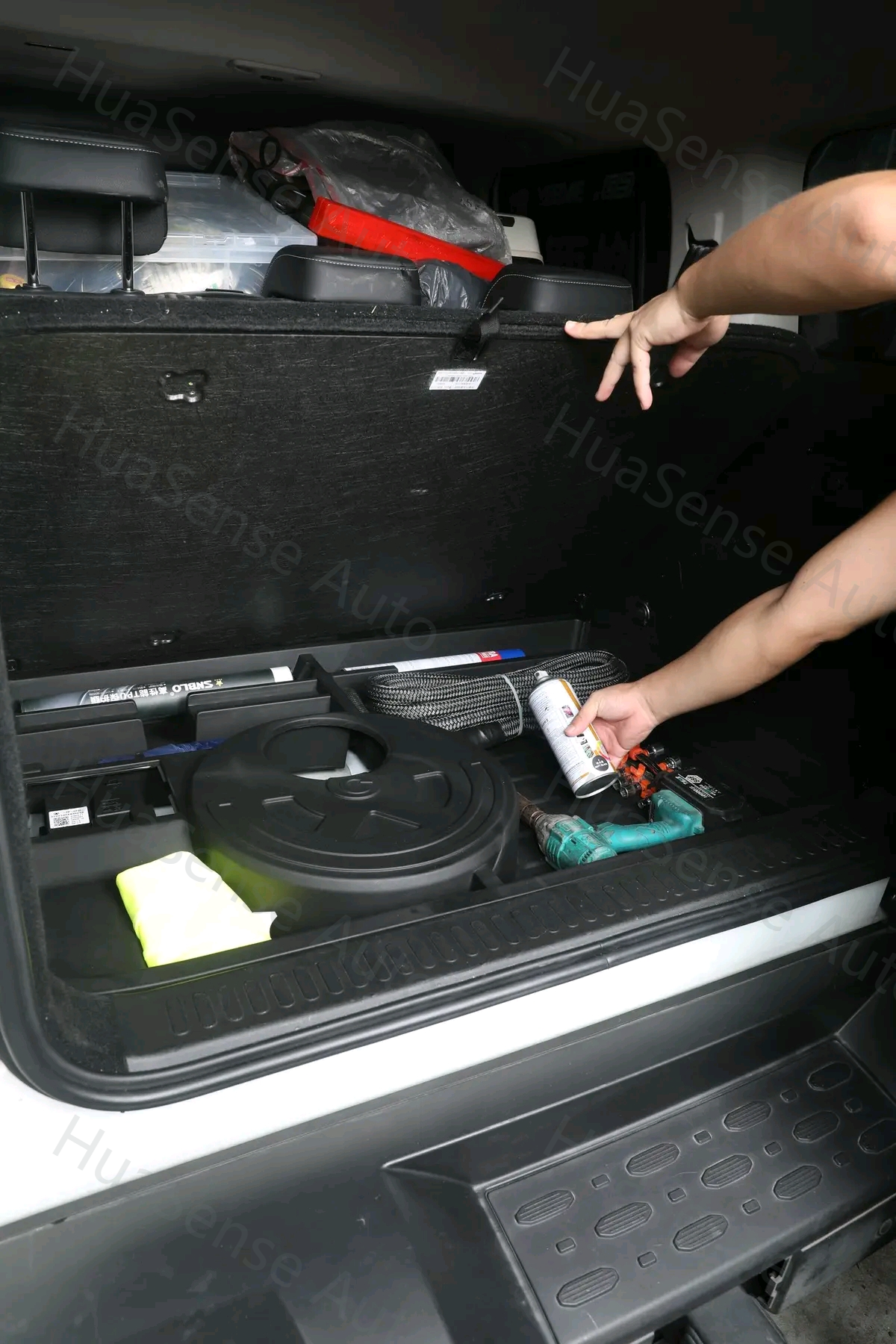 Tank 300 Underfloor Trunk Storage Box