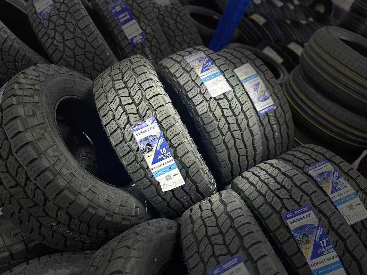 COOPERS DISCOVERER AT3 Off-Road Tyres