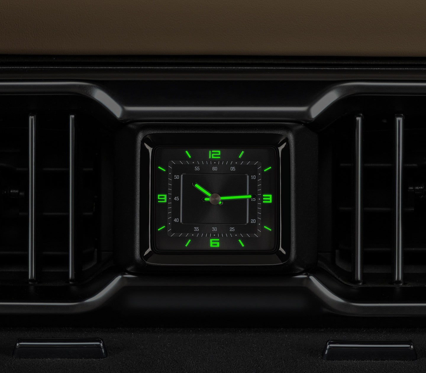 BYD Leopard 8 Dashboard Quartz Clock