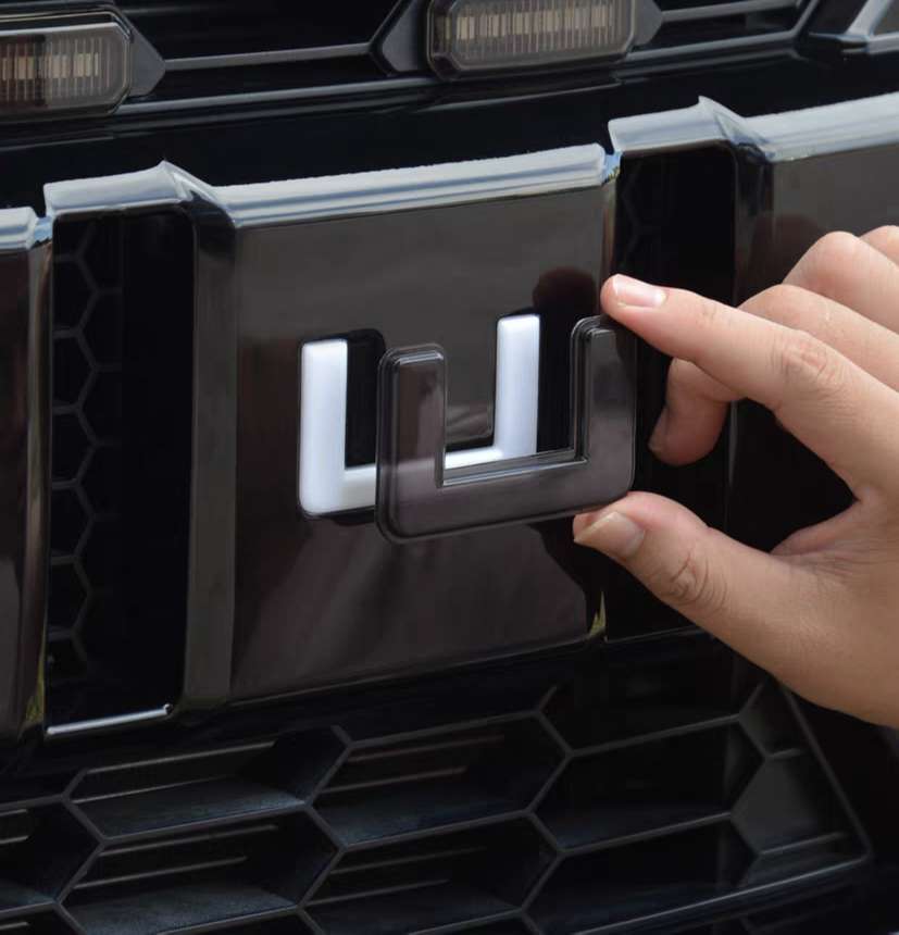 Jetour T2 Black Grille Letter Cover